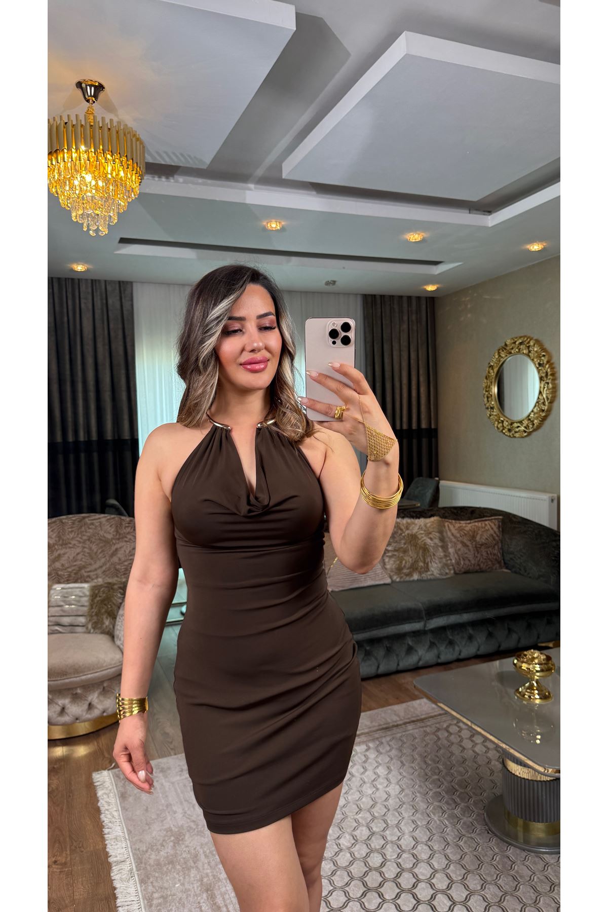 Quzu kolye detay elbise-acıkahve