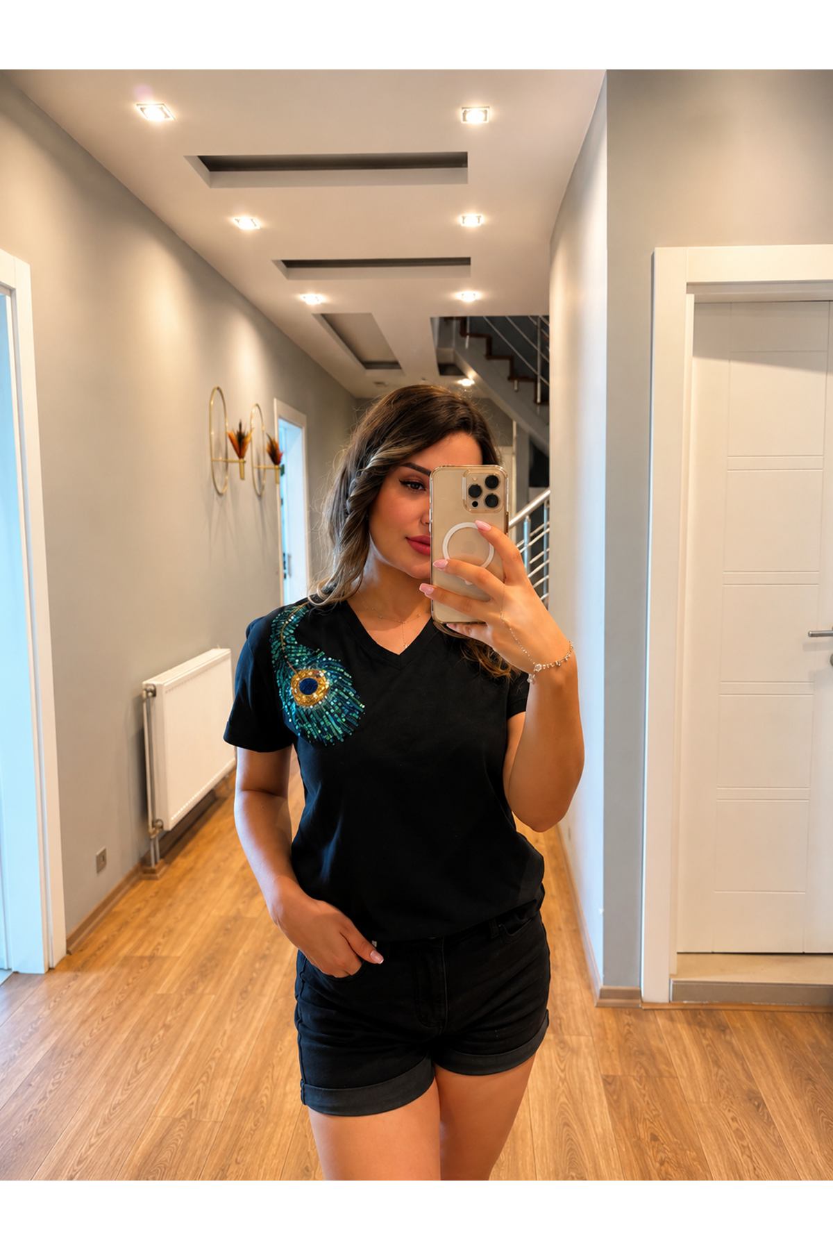 pullu nazar boncuğu işlemeli tişört-siyah