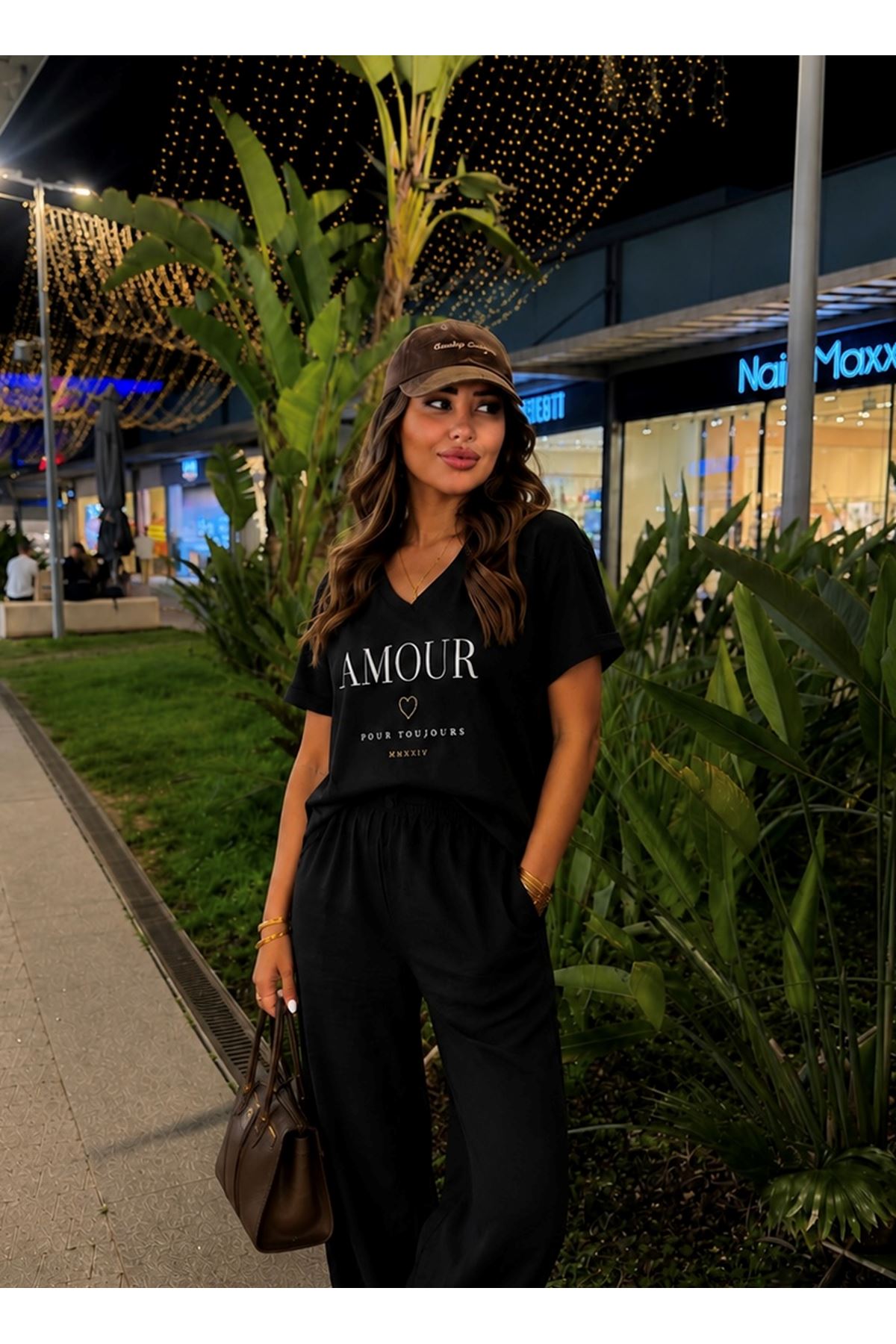 amour kalp baskılı kadın tişört-siyah