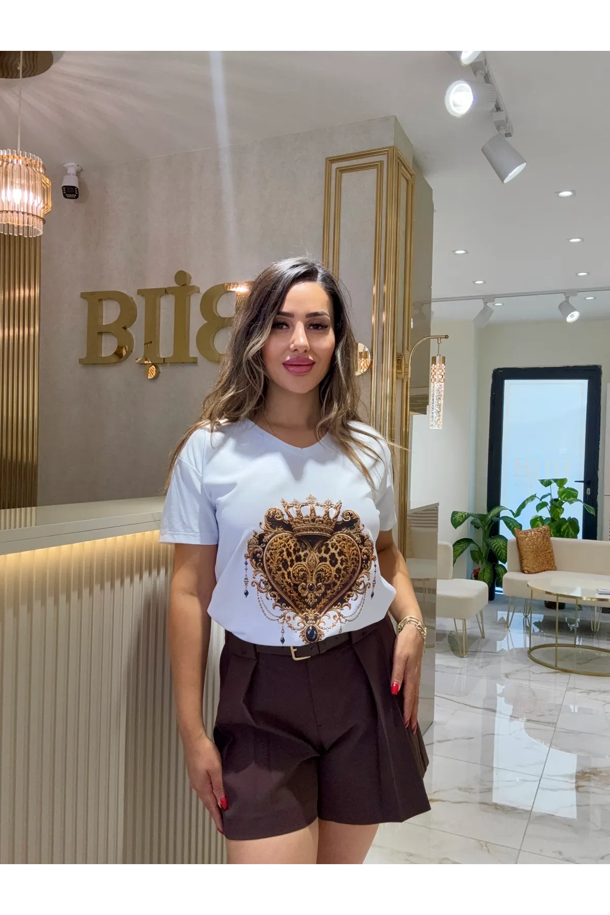 taç kalp leopar baskılı tişört-beyaz