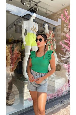 kolu fırfırlı triko- yeşil