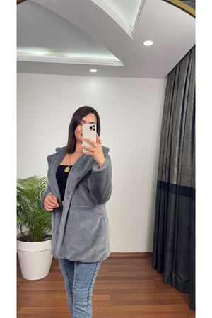 ÖNÜ CEPLİ PELUŞ KÜRK-GRİ