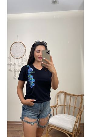 PAYETLİ RENKLİ KUŞ DESEN TSHIRT- SİYAH