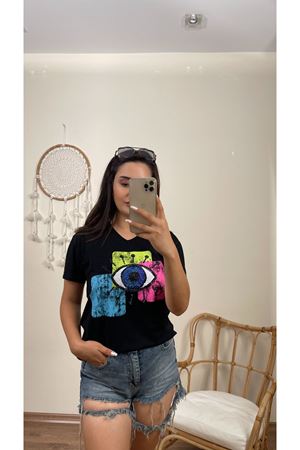 PAYET RENKLİ GÖZ DESEN TSHIRT- SİYAH
