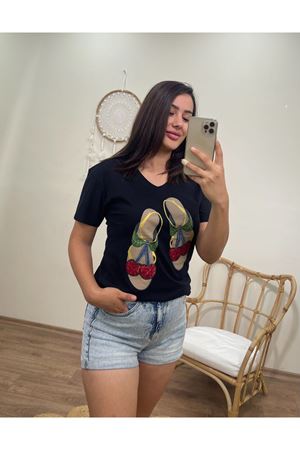 PAYETLİ KİRAZ TSHIRT- SİYAH
