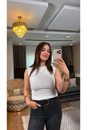 dilvin büzgülü basic tişört-beyaz