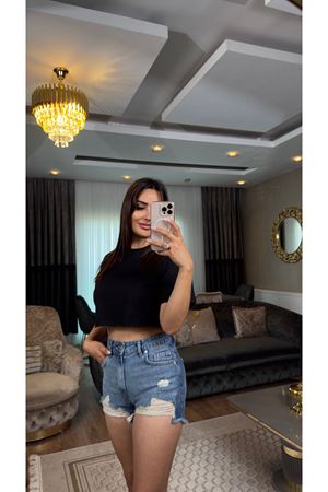 Quzu basic crop-siyah