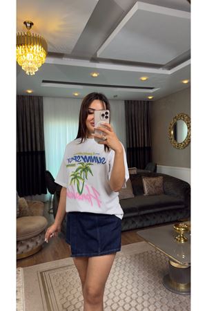 Quzu desenli basic tişört-beyaz