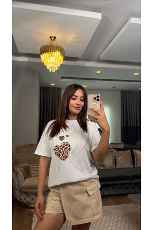 leopar kalp desen baskılı tişört-beyaz