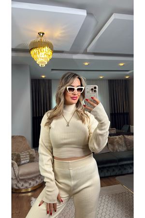 parmak geçmeli triko takım-krem