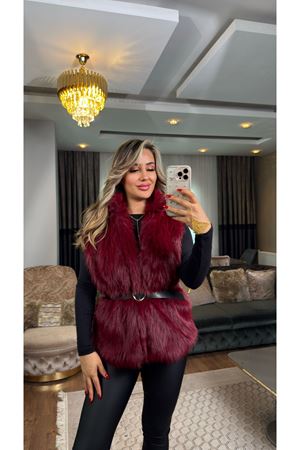 deri kemer detaylı kürk yelek-bordo