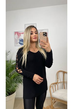 KOLU TAŞ İŞLEMELİ KAZAK -SİYAH 