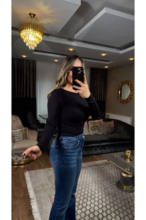 premium yanı büzgülü kayık yaka bluz-siyah