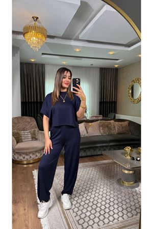 oysho bilek detay bisiklet yaka takım-lacivert