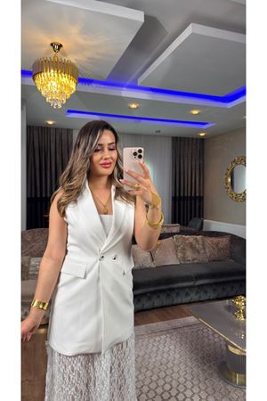 dantel etek yelekli takım-ekru