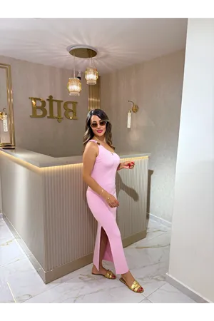 dilvin aksesuar detaylı midi triko elbise-pembe
