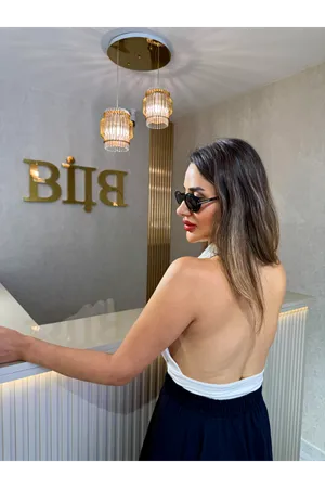 dilvin degaje yaka sırt dekolteli kolsuz bluz-ekru